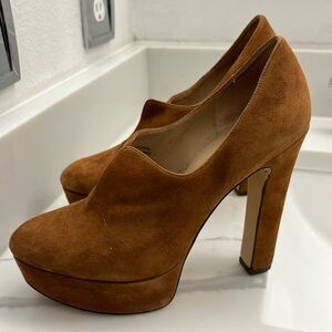 Via Spiga platform heel Cognac brown suede Size 7.5